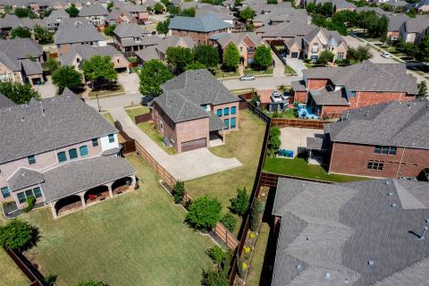 4112 Barona Drive, Carrollton, TX 75010 — photo 2