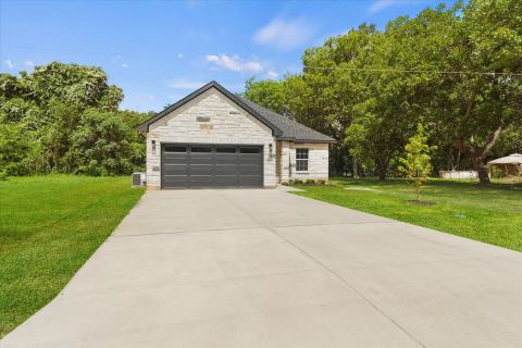 203 Kalura Way, Tool, TX 75143 — photo 2