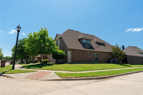 1609 Clearwater Drive, McKinney, TX 75071 — photo 2