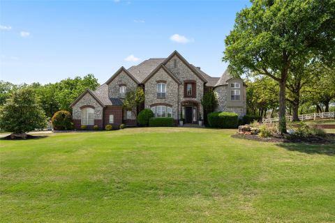 419 E Hickory Ridge Circle, Argyle, TX 76226 — photo 2