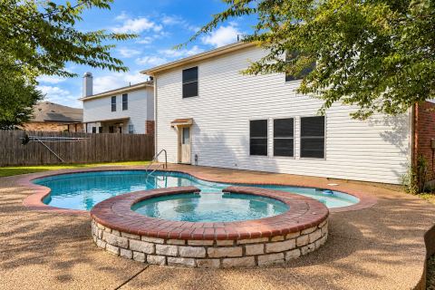 7909 Mosstree Drive, Arlington, TX 76001 — photo 3