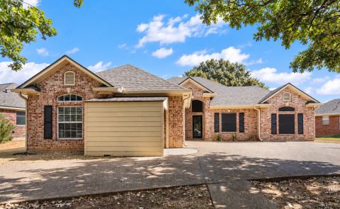 10124 Cougar Ridge Parkway, Waco