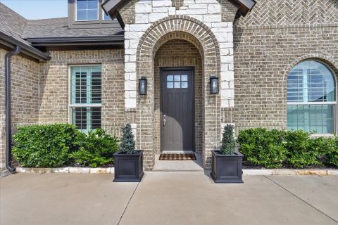 1070 Mickelson Drive, Granbury, TX 76048 — photo 3
