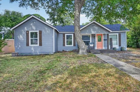 209 Cynisca Street, Waxahachie, TX 75165 — photo 3