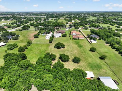 1408 W Cleburne Road, Crowley, TX 76036 — photo 3