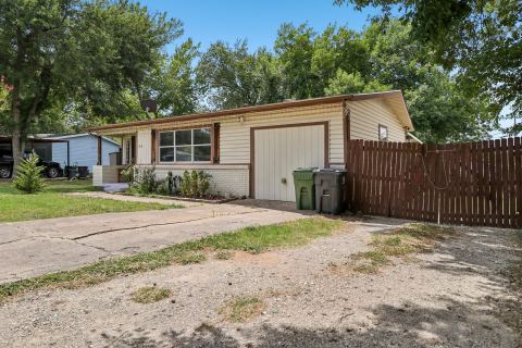 1812 Melissa Street, Arlington, TX 76010 — photo 2