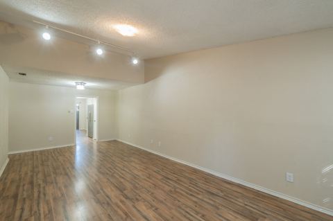 1515 Cherrycrest Street, Dallas, TX 75228 — photo 2
