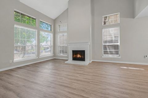 4721 Waterway Drive N, Fort Worth, TX 76137 — photo 2