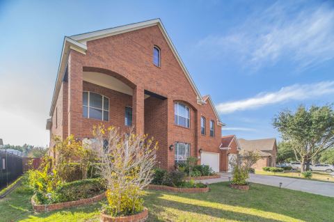2335 Shackleford Trail, Grand Prairie, TX 75052 — photo 2