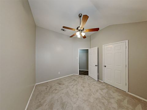 617 Oak Hollow Trail, Saginaw, TX 76179 — photo 2