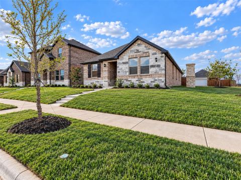 2536 Fairweather Drive, Celina