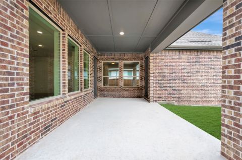 2085 Emerald Grove Drive, Arlington, TX 76005 — photo 2