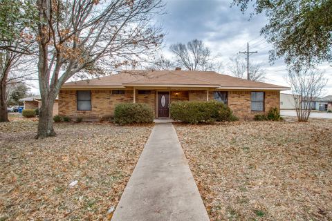 101 Teakwood Drive, Princeton