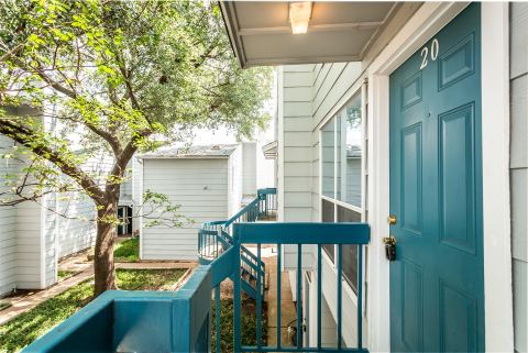 1901 N Fitzhugh Avenue 20, Dallas, TX 75204 — photo 3