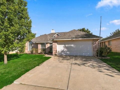 3709 Staghorn Circle N, Fort Worth, TX 76137 — photo 2