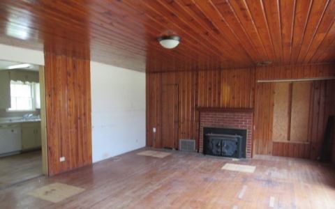 717 Tulane Street, Beverly Hills, TX 76711 — photo 3