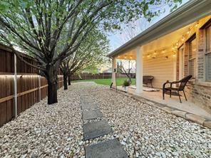 2701 Indian Oak Drive, McKinney, TX 75071 — photo 2