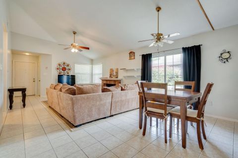 625 Prairie Dell Street, Lewisville, TX 75067 — photo 2