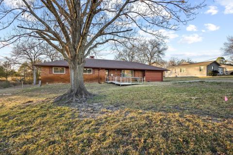 1701 S Lillis Lane, Denison, TX 75020 — photo 3