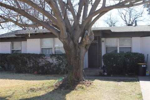 1620 Hillcrest Street, Mesquite