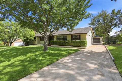 706 Peach Tree Lane, Garland, TX 75041 — photo 2