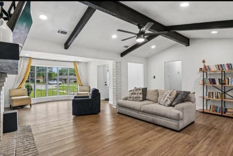 813 Oakbluff Drive, Lancaster, TX 75146 — photo 3