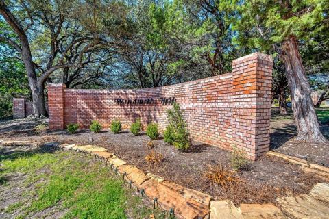 4613 Westchester Drive, Waco, TX 76710 — photo 2