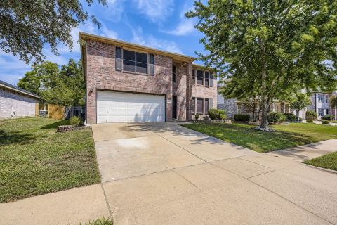 7107 Chambers Creek Lane, Arlington, TX 76002 — photo 3