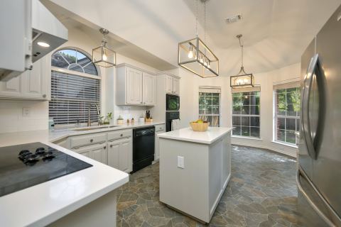 2214 New Mill Lane, Arlington, TX 76012 — photo 3