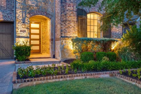 125 Erling Lane, Irving, TX 75039 — photo 2