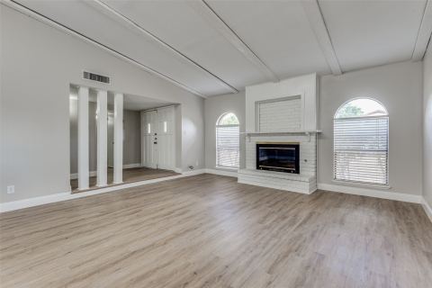 1930 Rambling Ridge Lane, Carrollton, TX 75007 — photo 2