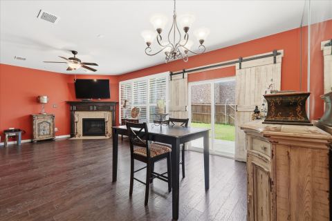 399 Dublin Street, Lewisville, TX 75067 — photo 2