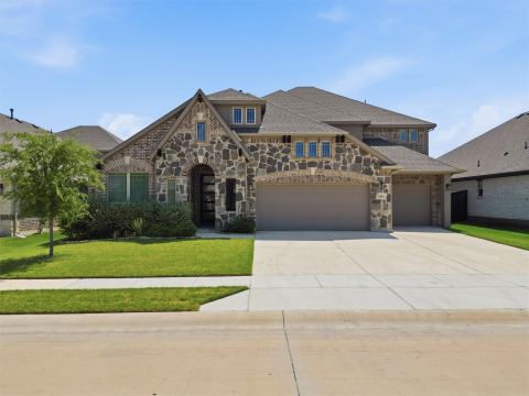 1003 Moss Grove Trail, Justin, TX 76247 — photo 3