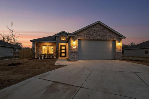 10126 Budtime Lane, Dallas, TX 75217 — photo 2