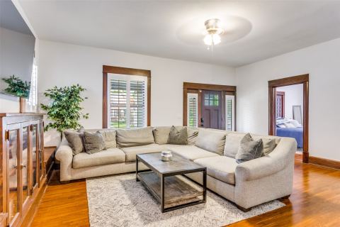 1810 5th Avenue, Fort Worth, TX 76110 — photo 3