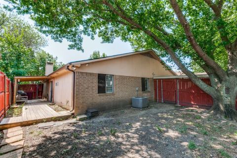 1305 Blanco Lane, Garland