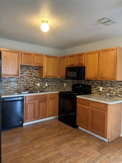 502 Kings Way Drive B, Mansfield, TX 76063 — photo 2