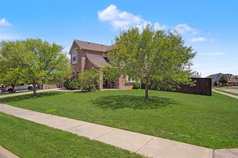 1204 Barberry Drive, Burleson, TX 76028 — photo 3