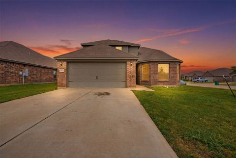 1000 Tumbleweed Trail, Crowley