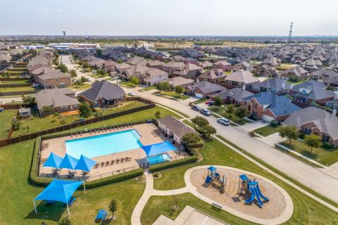 2641 Tradewinds Drive, Little Elm, TX 75068 — photo 2