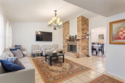 2110 Rose Hill Road, Carrollton, TX 75007 — photo 2