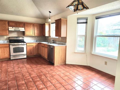 4346 Briar Hill Drive, Grand Prairie, TX 75052 — photo 3