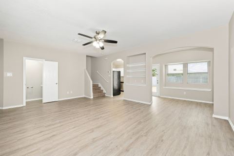 130 Creek Cove Drive, Dallas, TX 75217 — photo 2