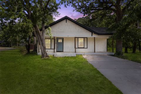 431 W Texas Street, Denison, TX 75020 — photo 2