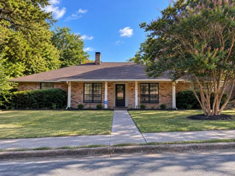 520 Sumac Place, DeSoto