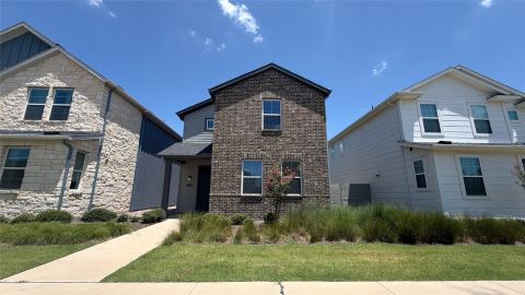 1708 Laurel Lane 2, Argyle