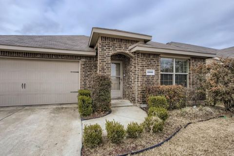 2003 Brackettville, Forney, TX 75126 — photo 3