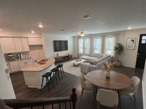 2434 Klamath Drive, Lewisville
