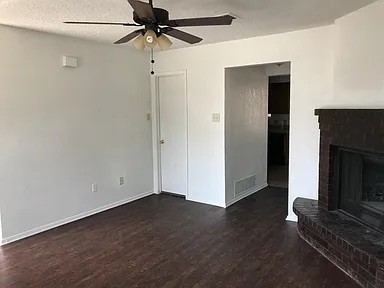 3072 W Sycamore Circle 3072, Euless, TX 76040 — photo 2