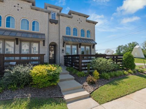 3700 Queen Road, Sherman, TX 75090 — photo 2